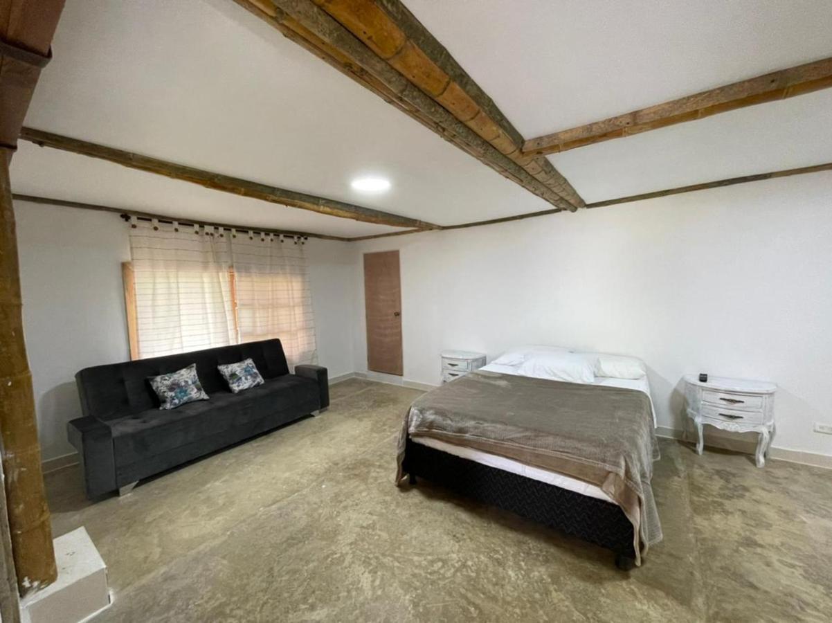 Hotel Campestre Campos Verdes Roldanillo ภายนอก รูปภาพ